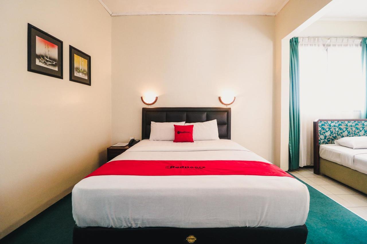 Reddoorz @ Purwosari Wisma tamu Surakarta (Solo)